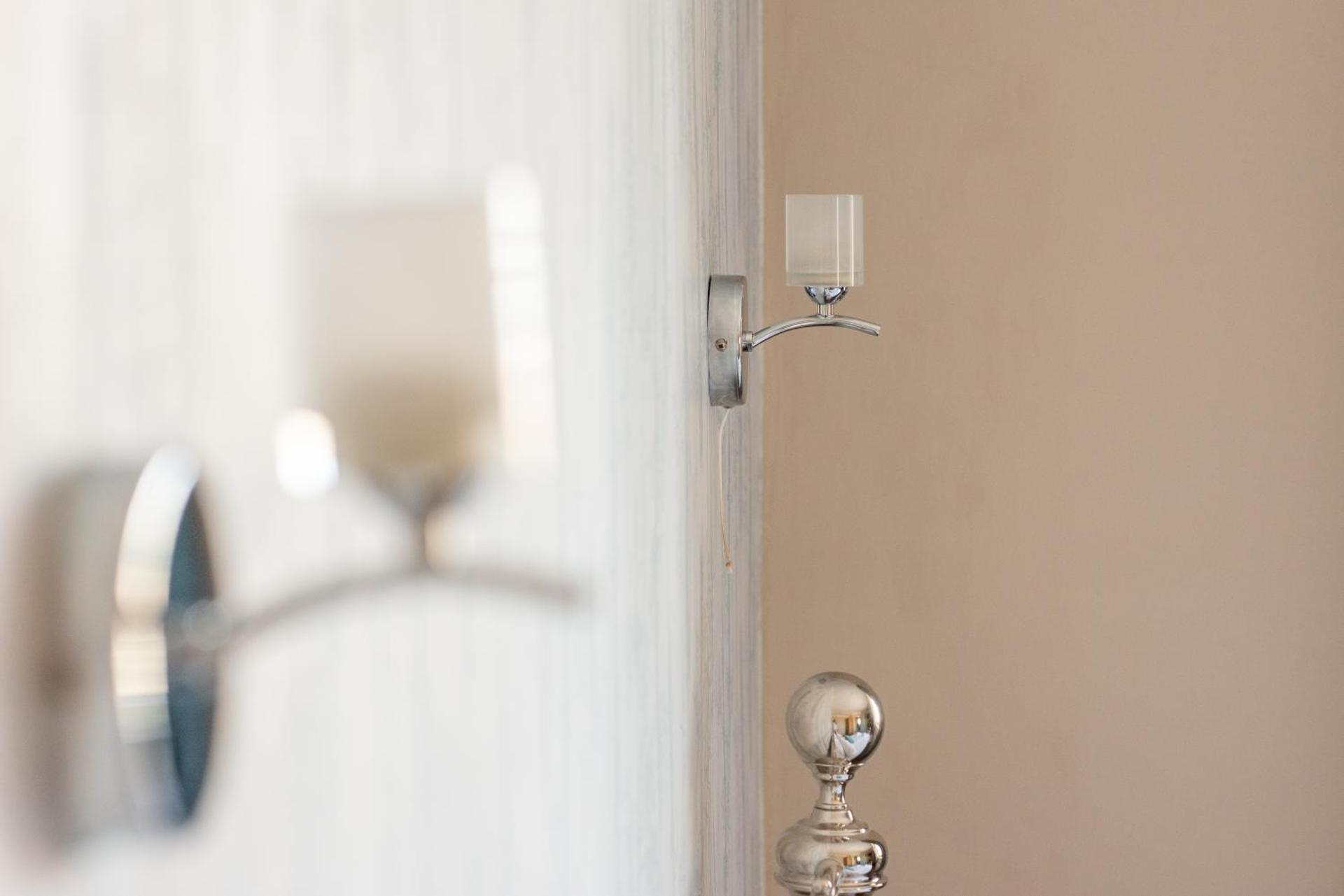 Clovelly Guest House