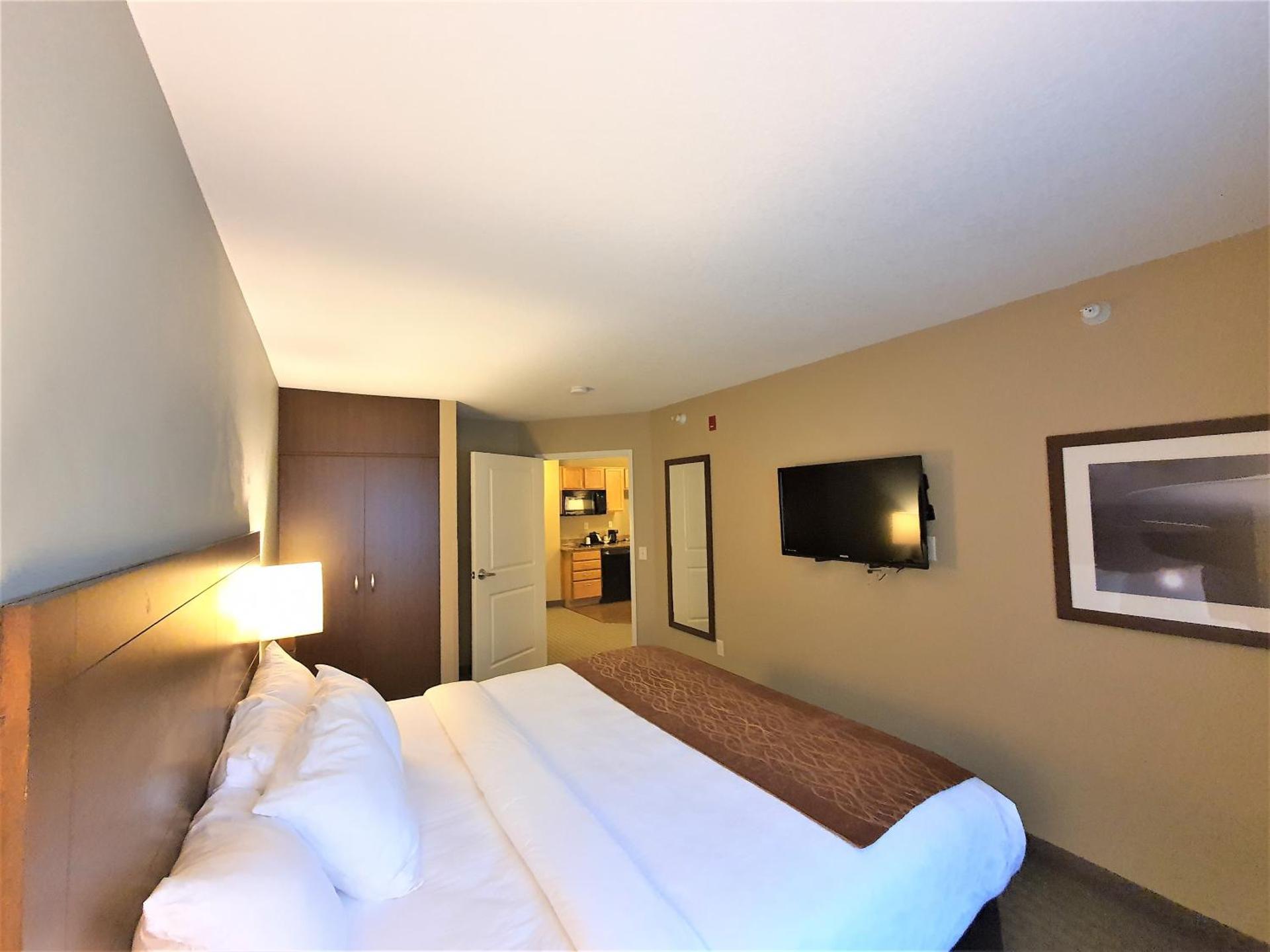 AmeriVu Inn and Suites - Chisago City