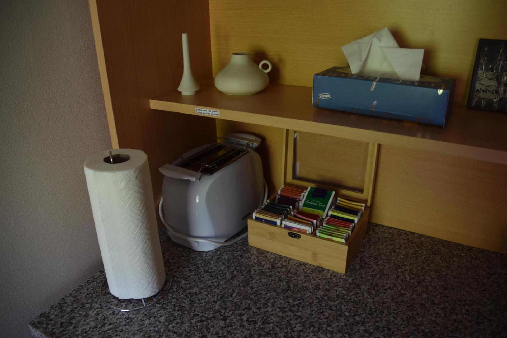 Coffee/tea facilities