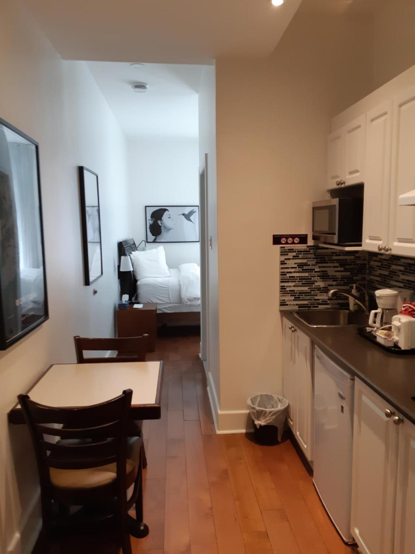 Kitchen or kitchenette