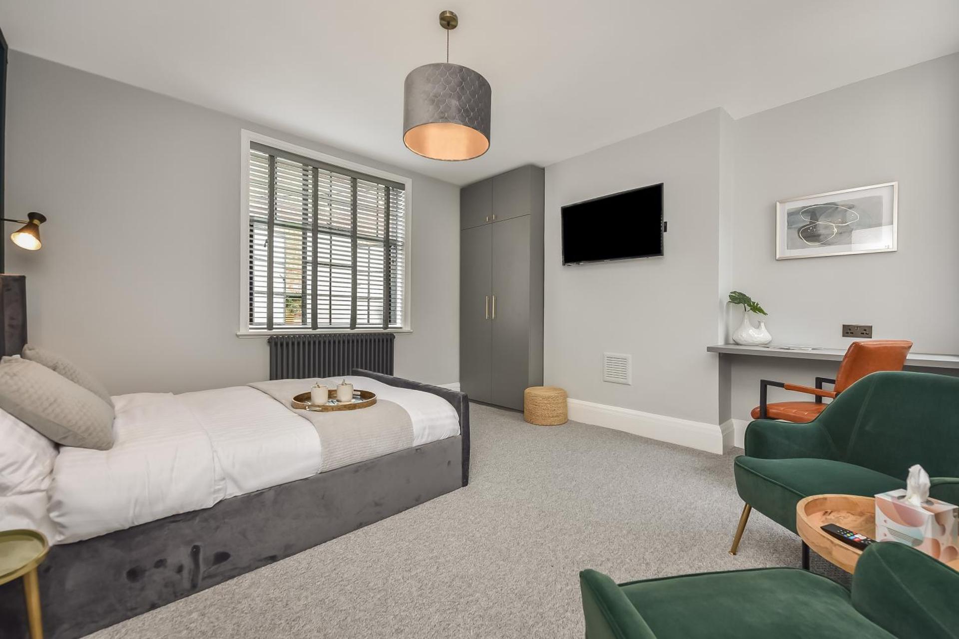 Photo of the whole room