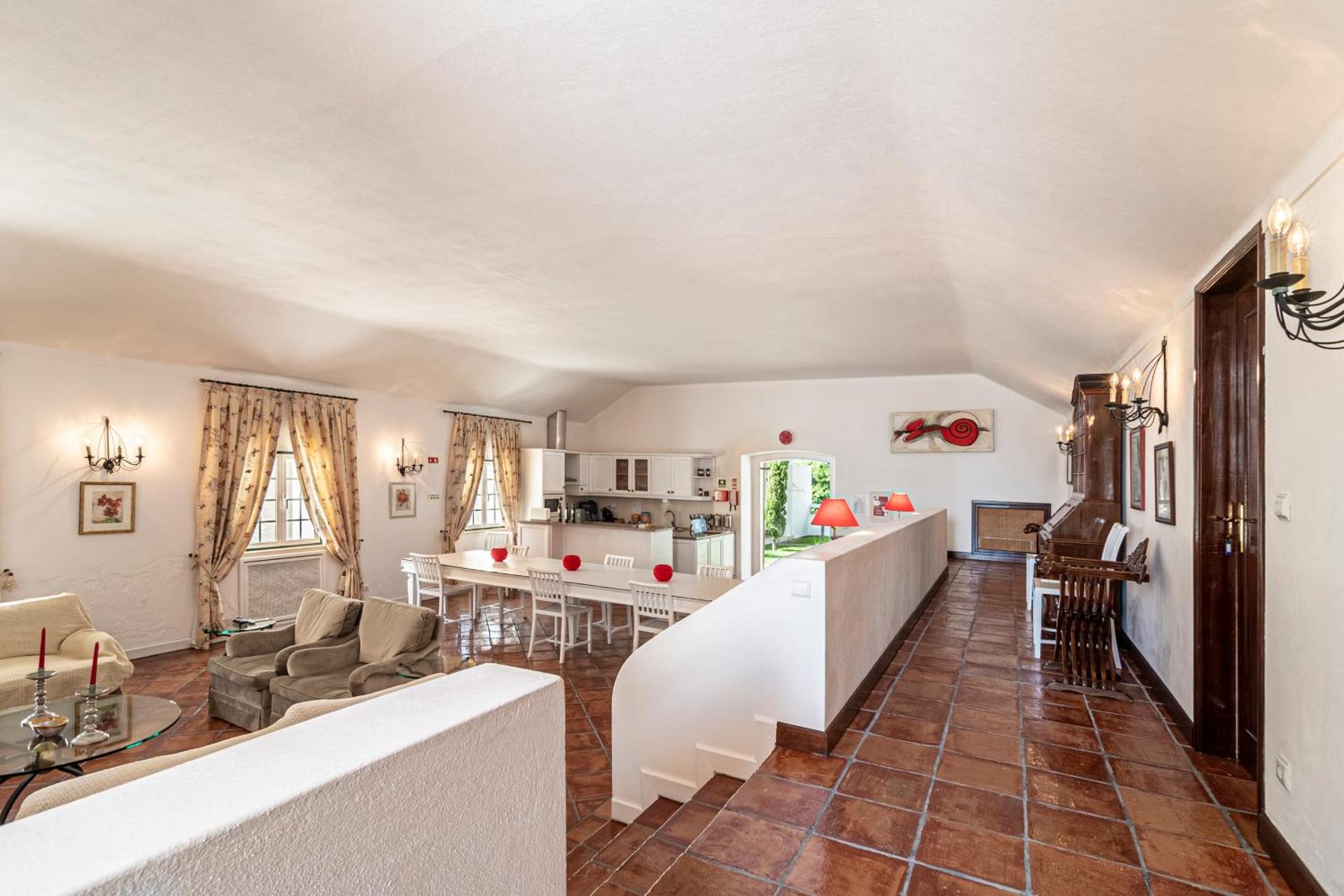 Communal lounge/ TV room