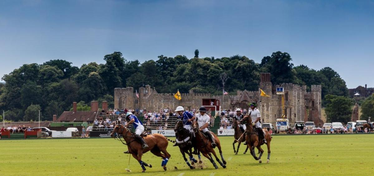 Stunning Georgian Flat in The Heart of Midhurst Old Town