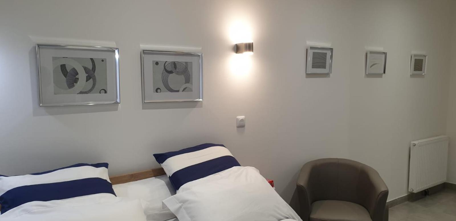 Dominicaine Sud, Studio meublé