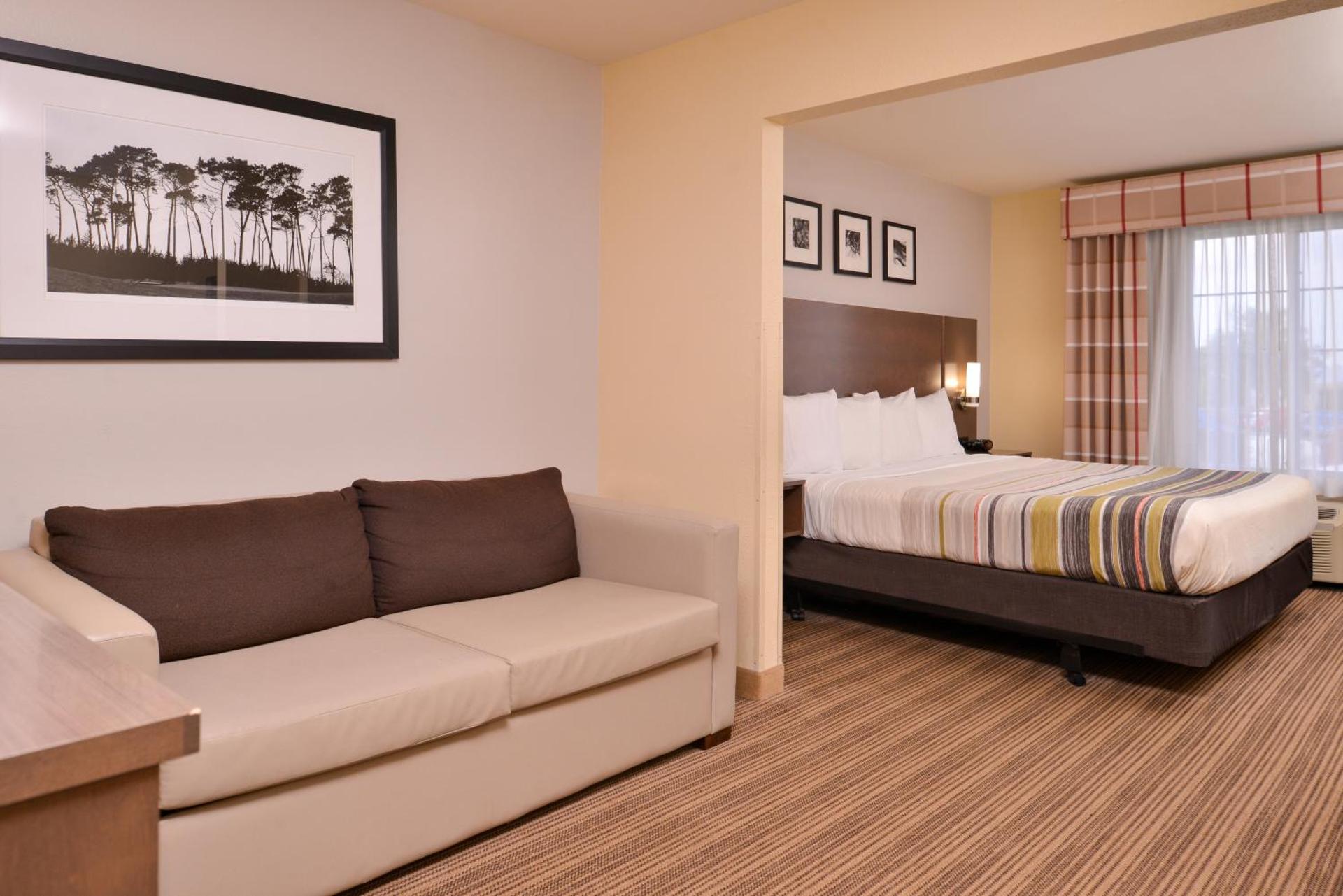 Country Inn & Suites by Radisson, Omaha Airport, IA