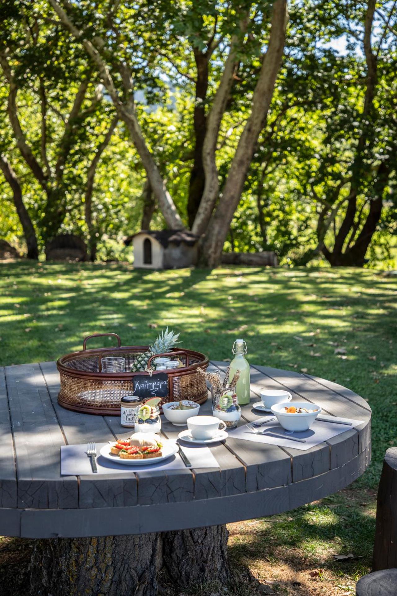 Oniropetra Boutique Hotel