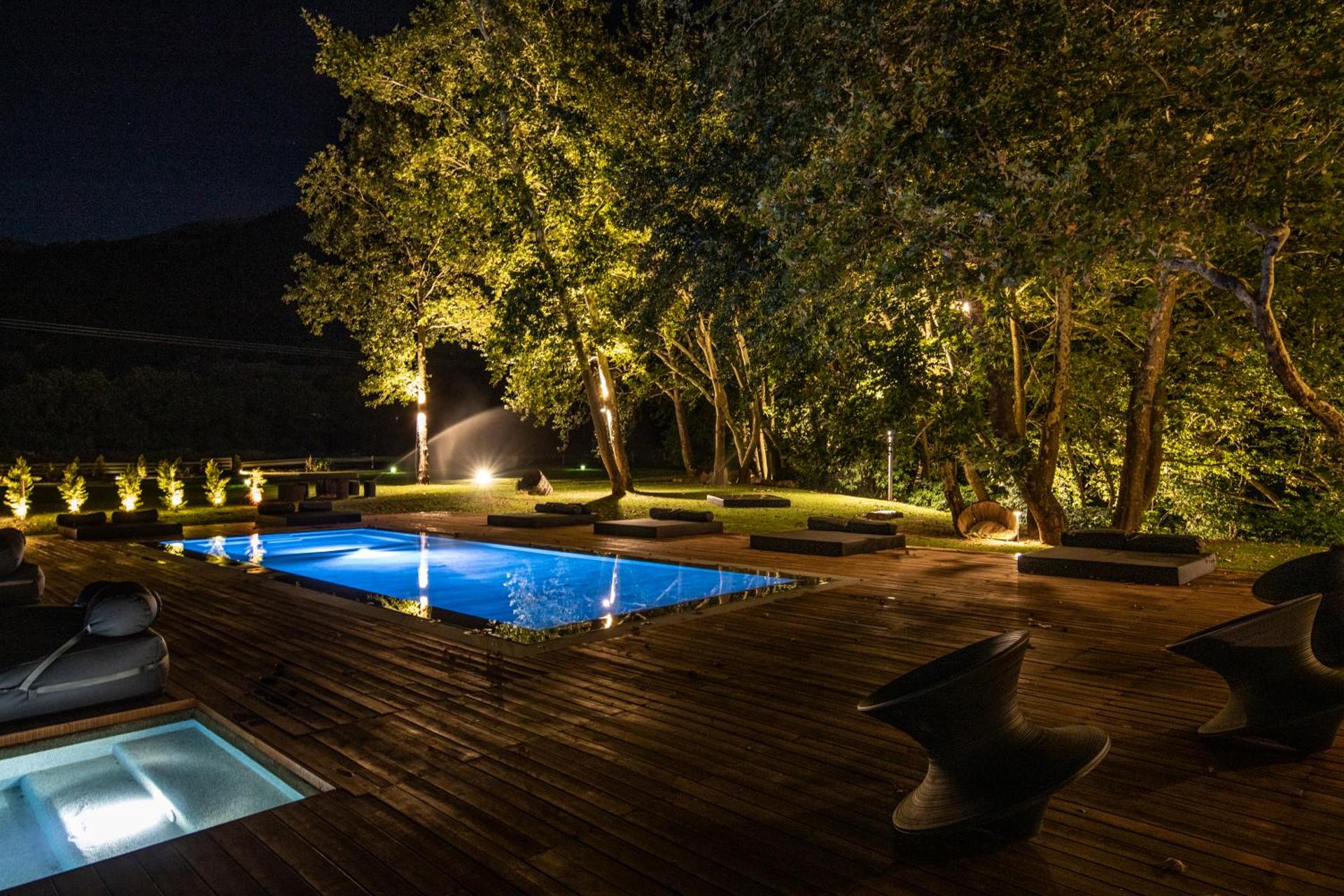 Oniropetra Boutique Hotel