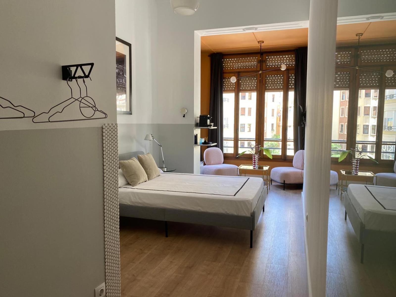 Photo of the whole room