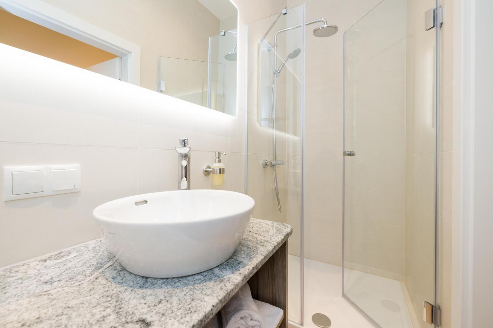 Vienna Stay Apartments or Rooms 1050