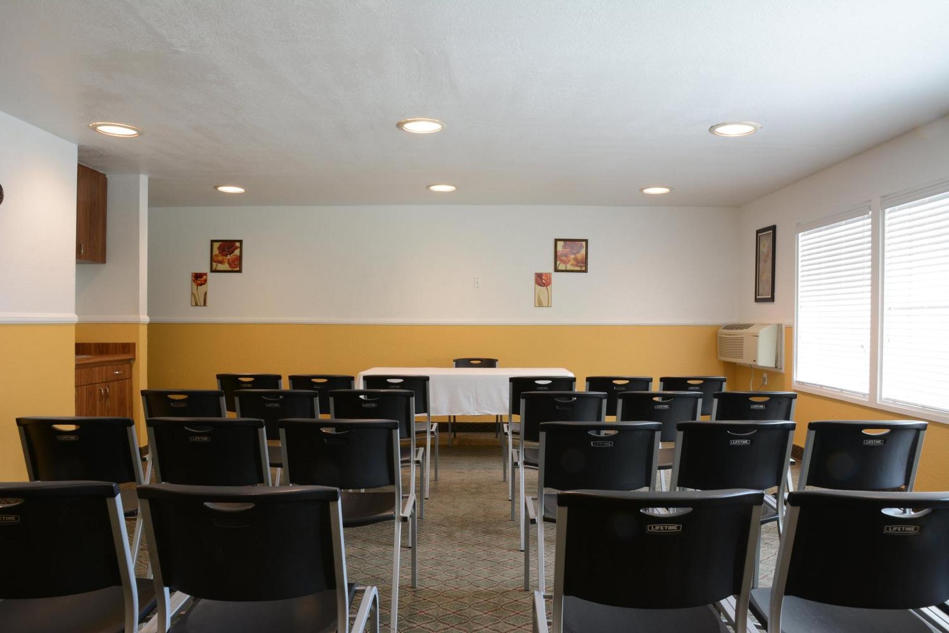Meeting/conference room