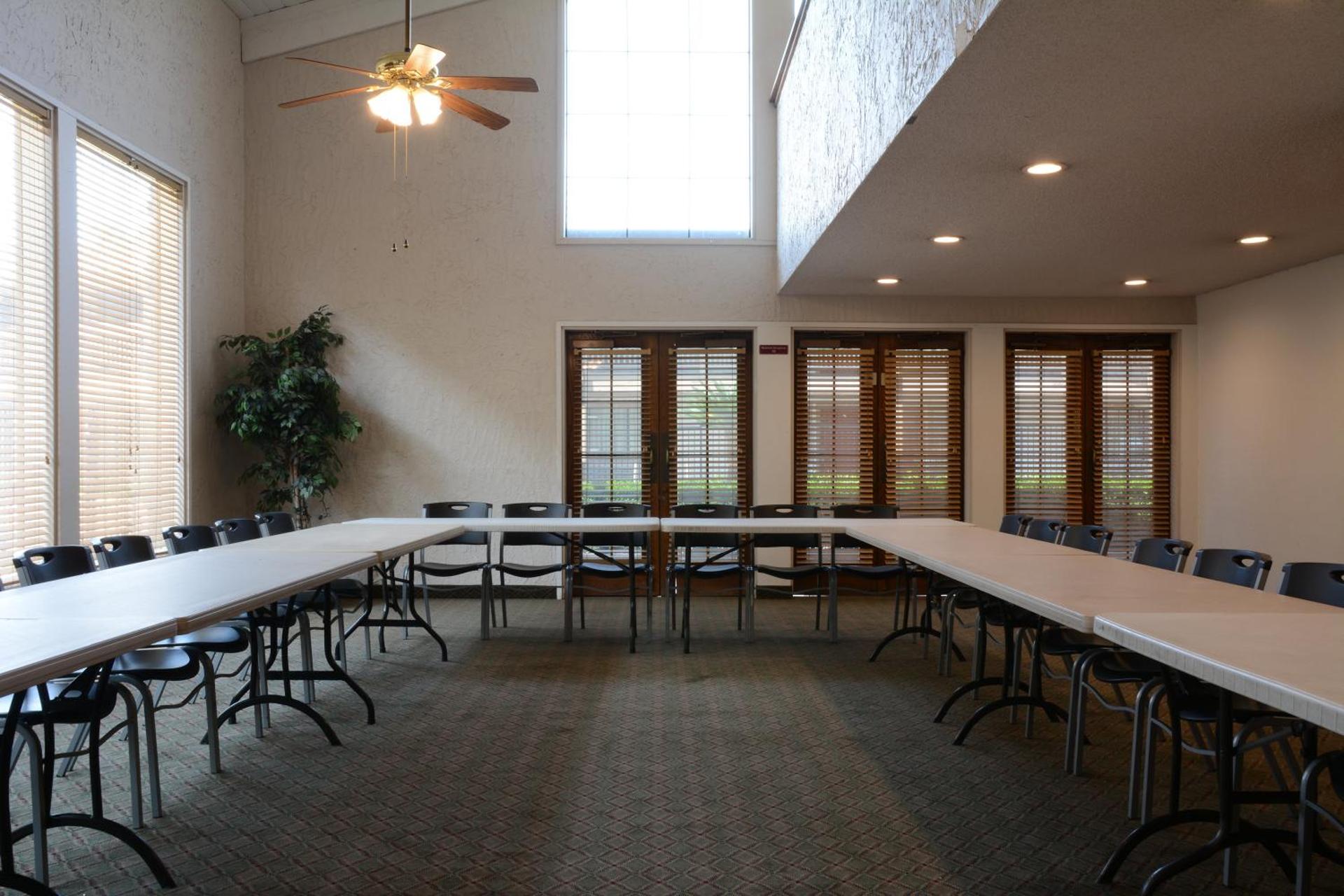 Meeting/conference room