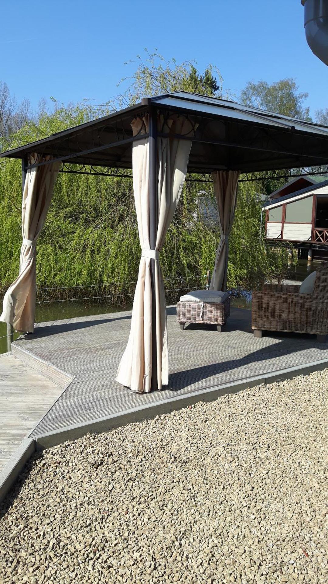 Prachtige chalet Wabi Sabi aan het water!