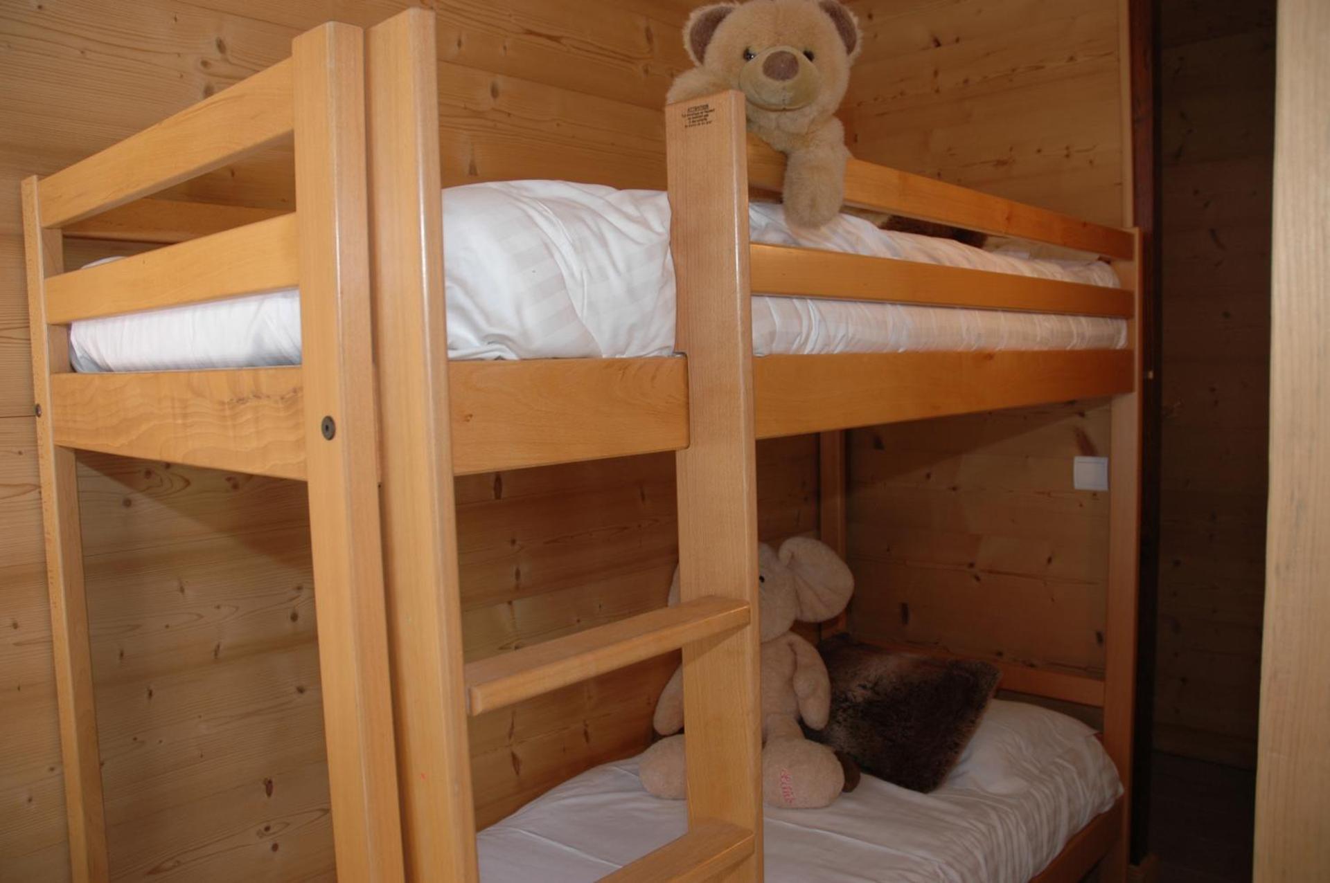 bunk bed