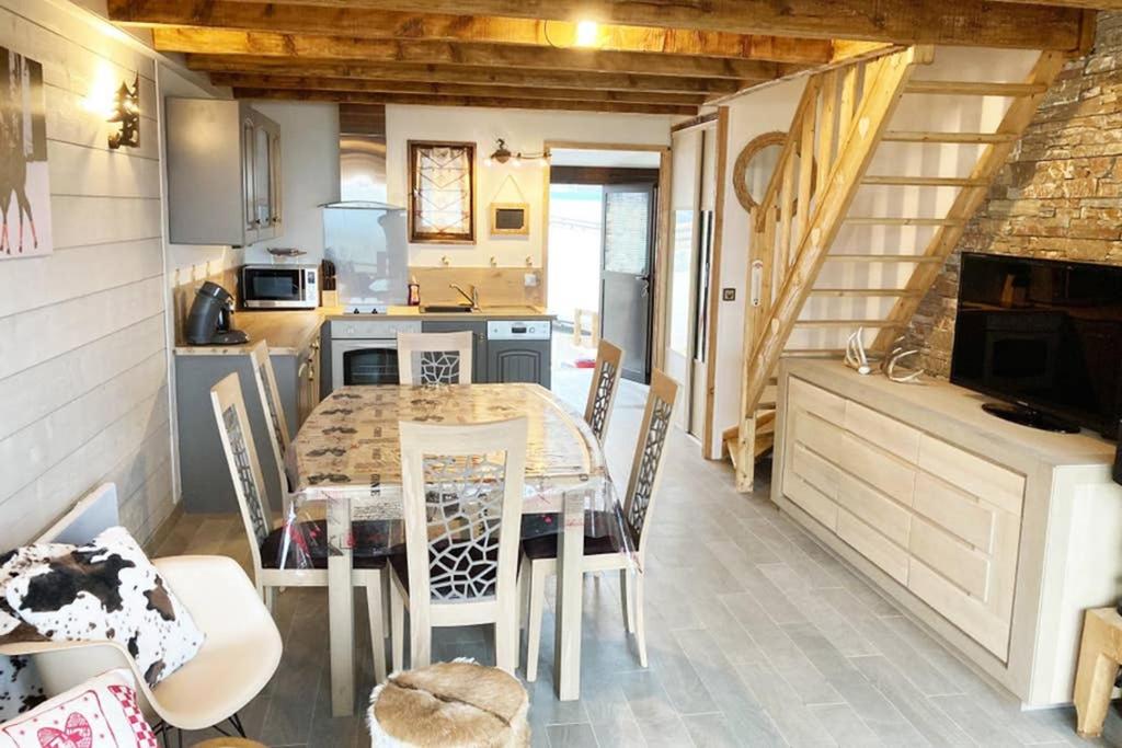 Chalet cosy rénové avec vue sur le lac