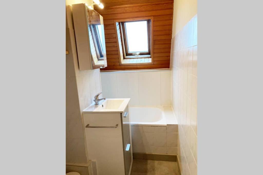 Chalet cosy rénové avec vue sur le lac