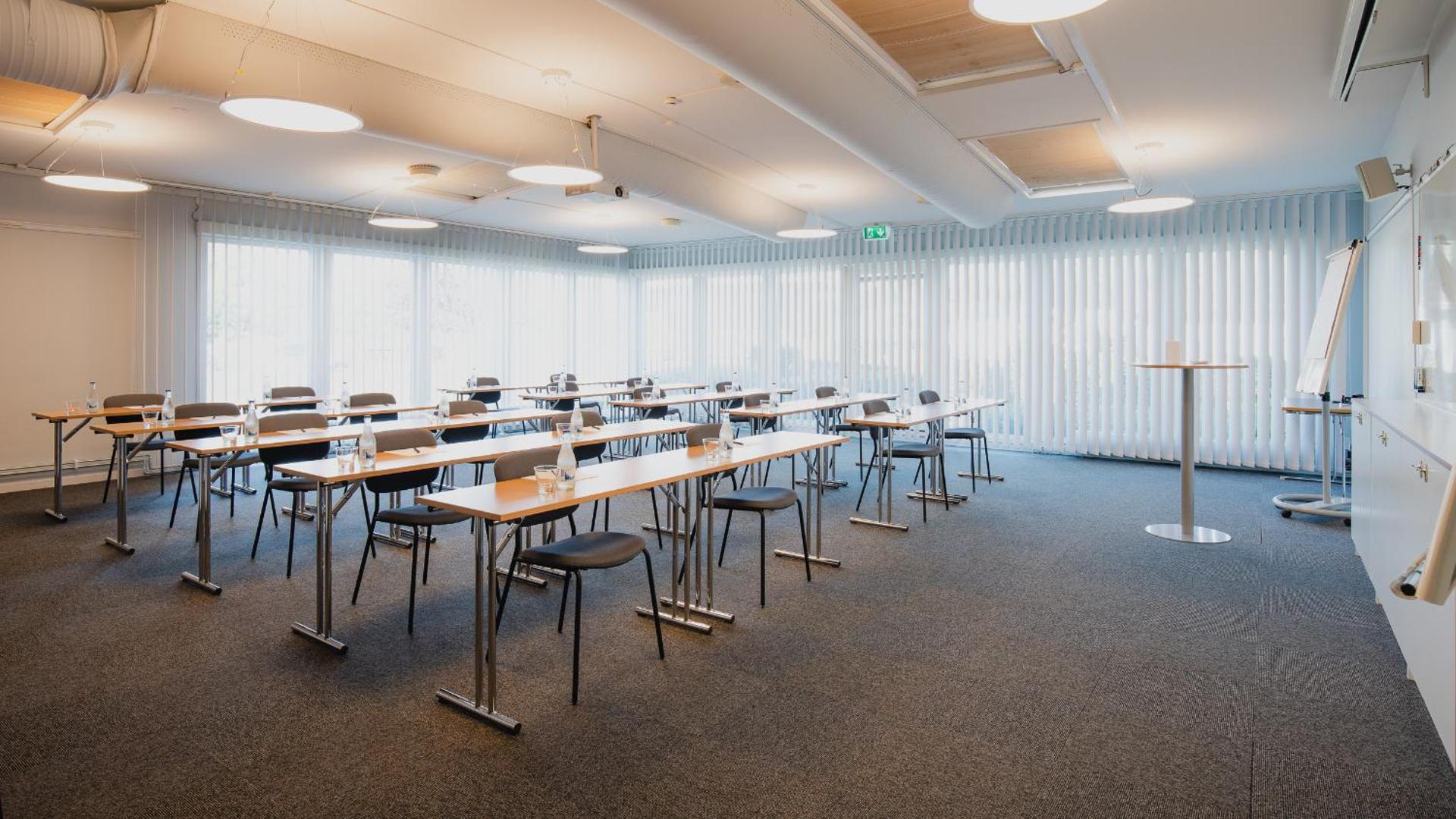 Meeting/conference room