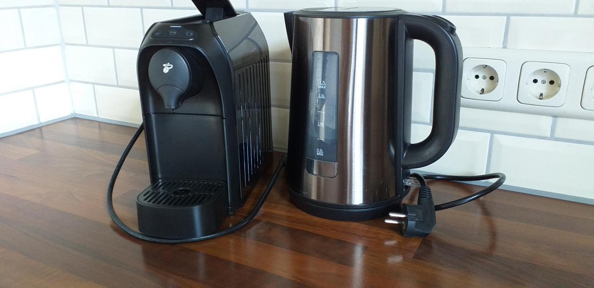 One-Bedroom Apartment with Balcony