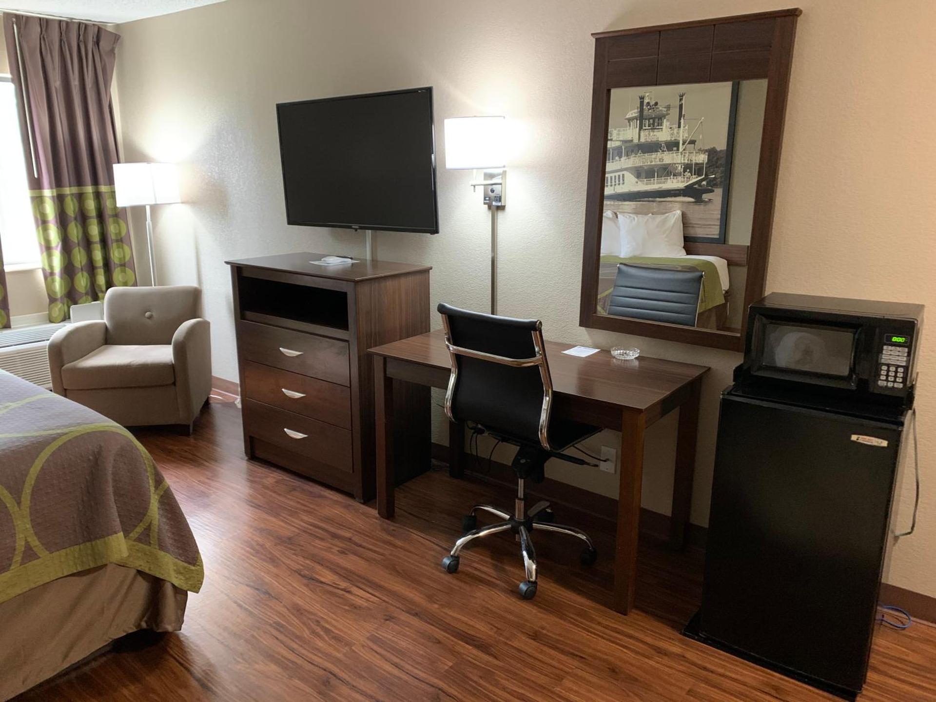 Super 8 by Wyndham Hernando