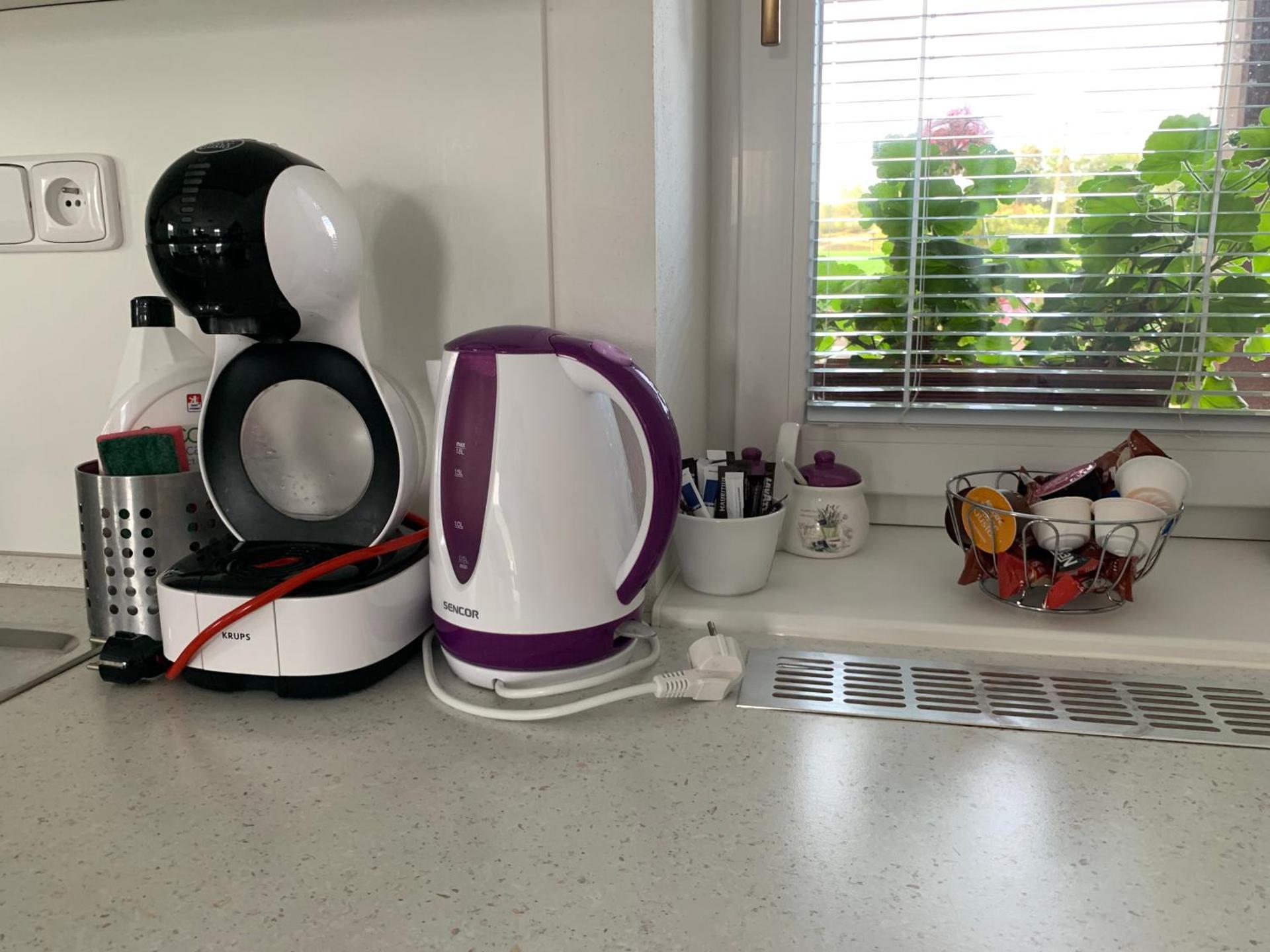 Coffee/tea facilities