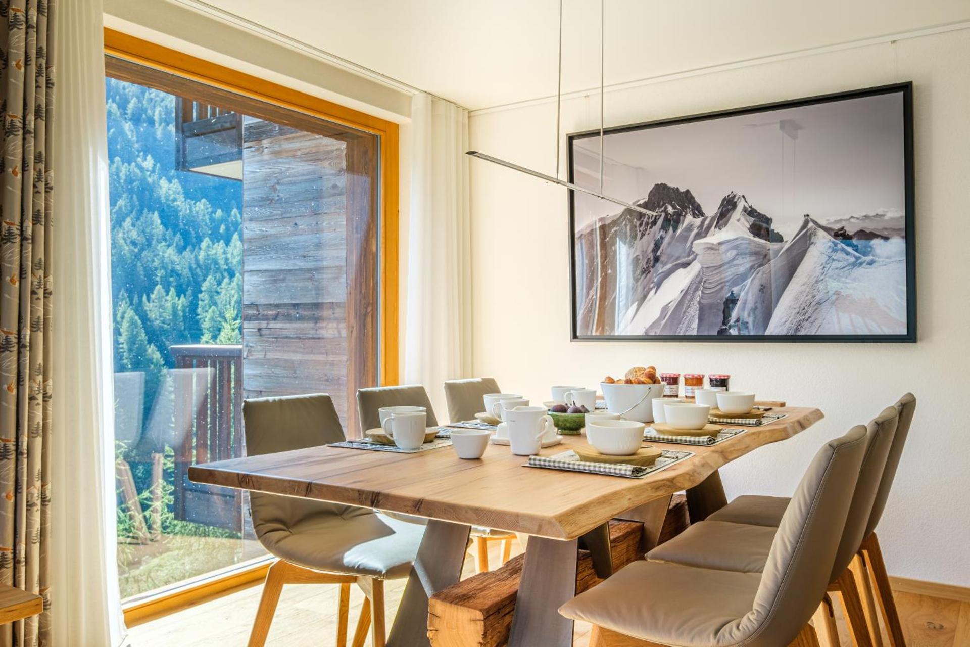 Chalet Les Rahâs by Mrs Miggins