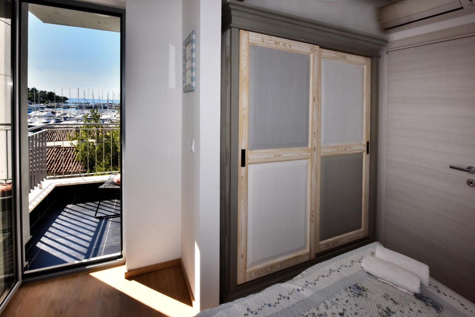 Romana Serena Sunset