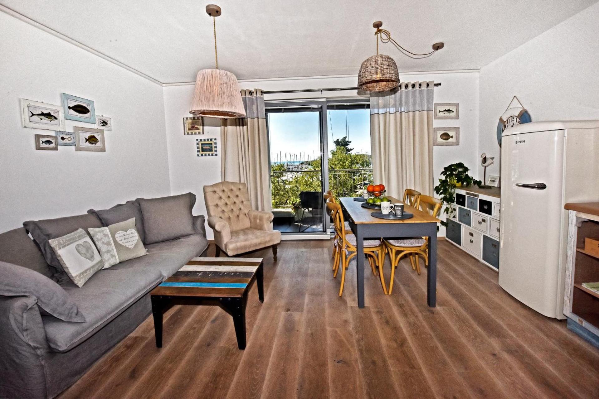 Romana Serena Sunset