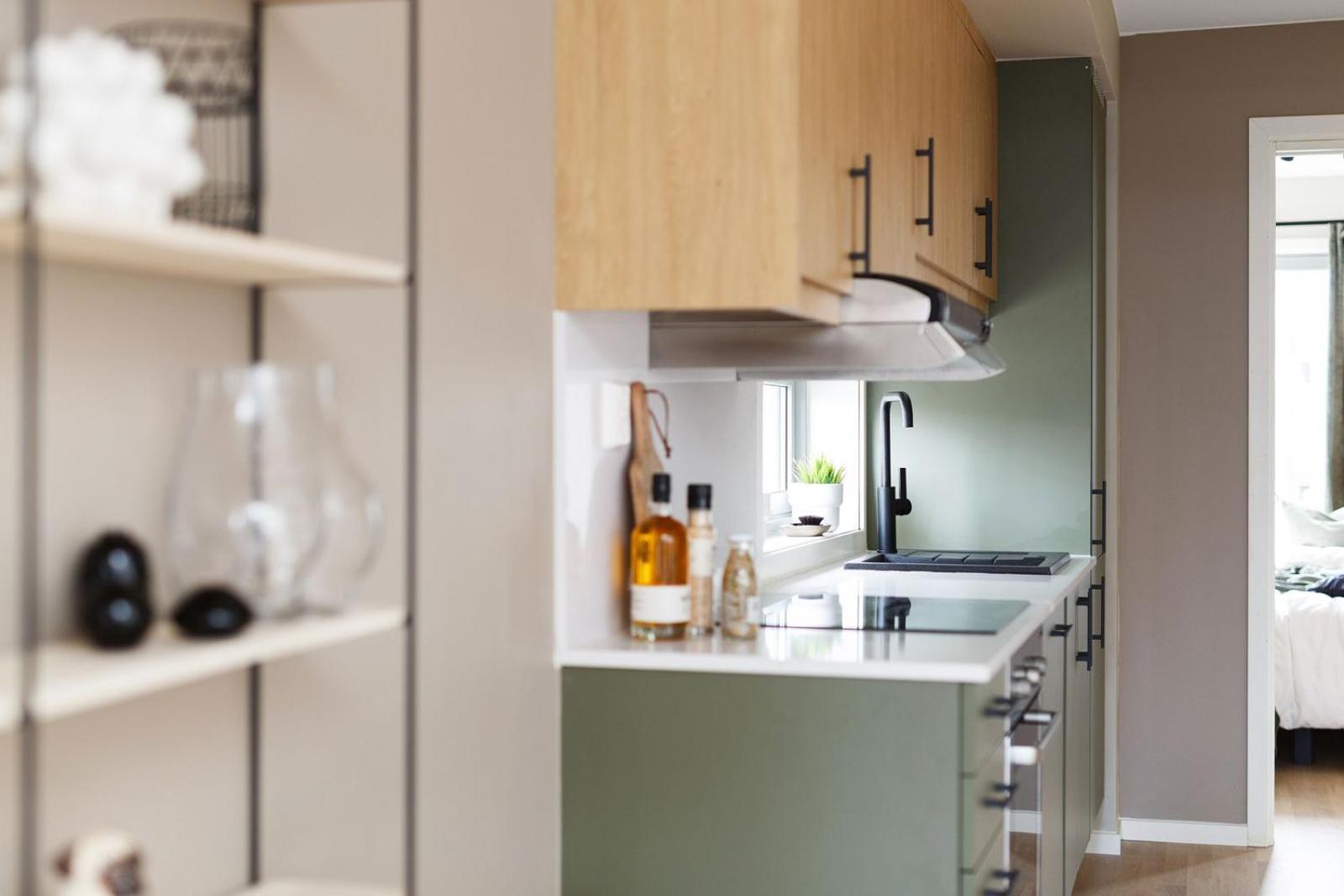 Kitchen or kitchenette