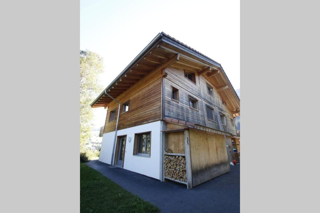 Région de GSTAAD, charmant chalet duplex de 80m2