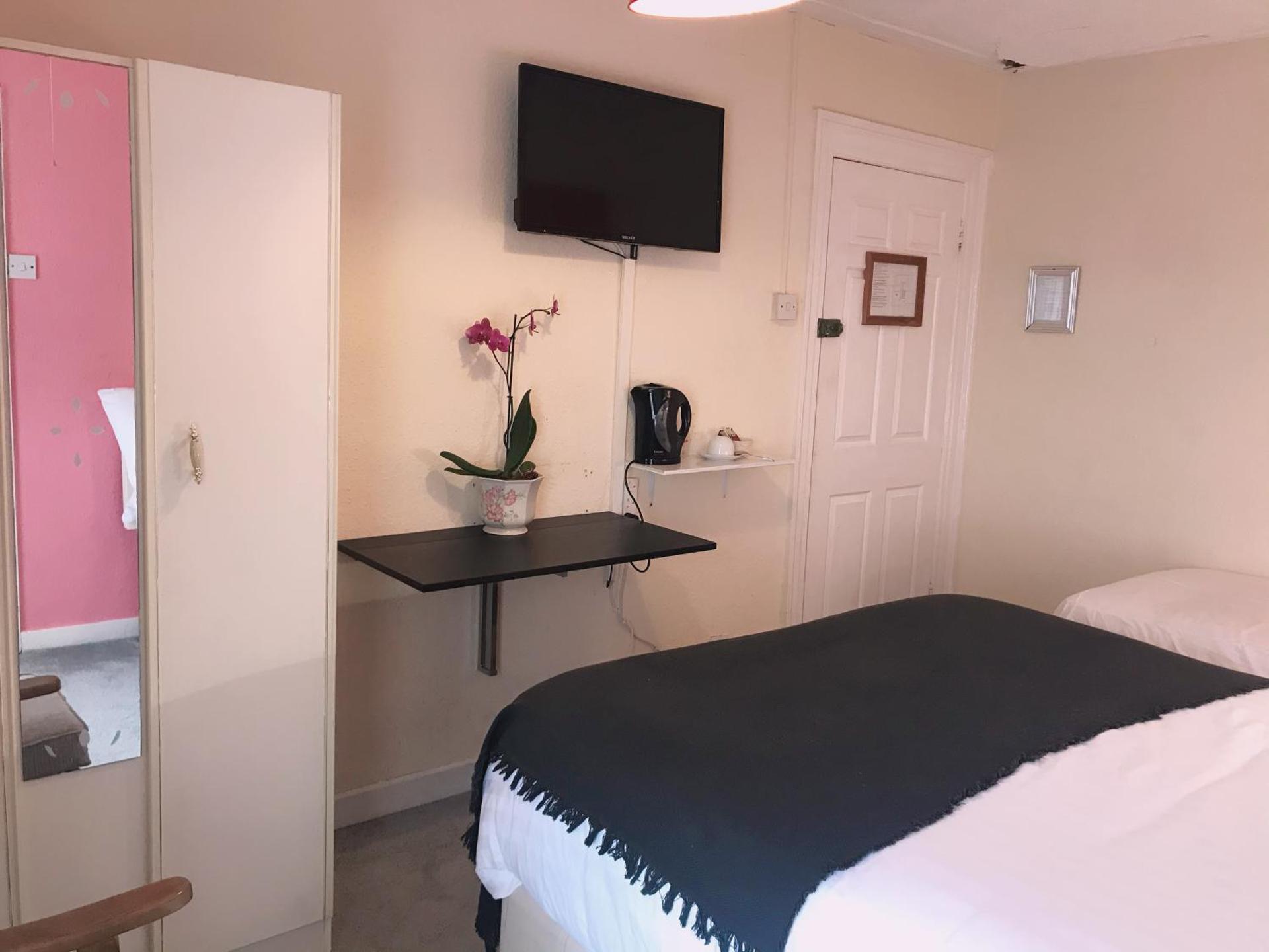 Coffee/tea facilities