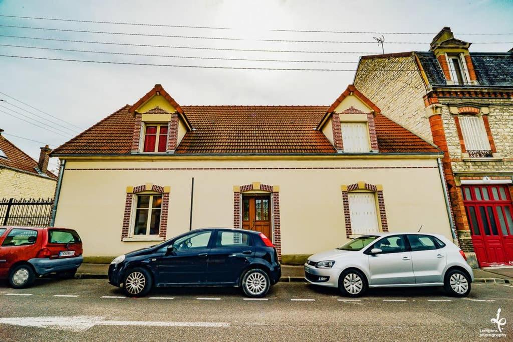Maison PISCINE INTERIEURE et GARAGE