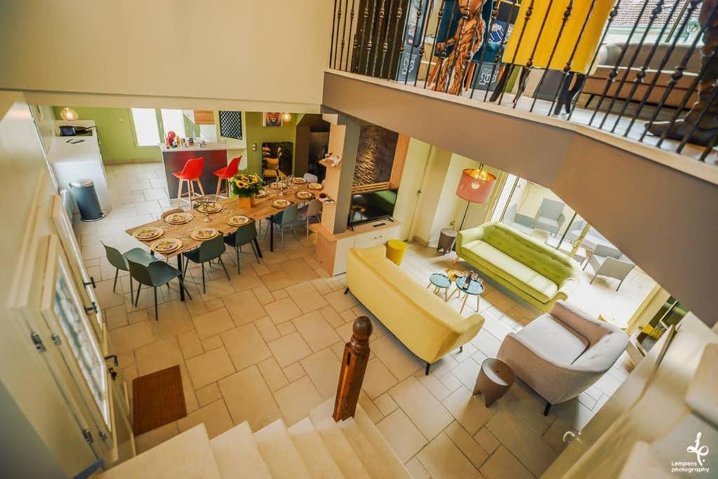 Maison PISCINE INTERIEURE et GARAGE