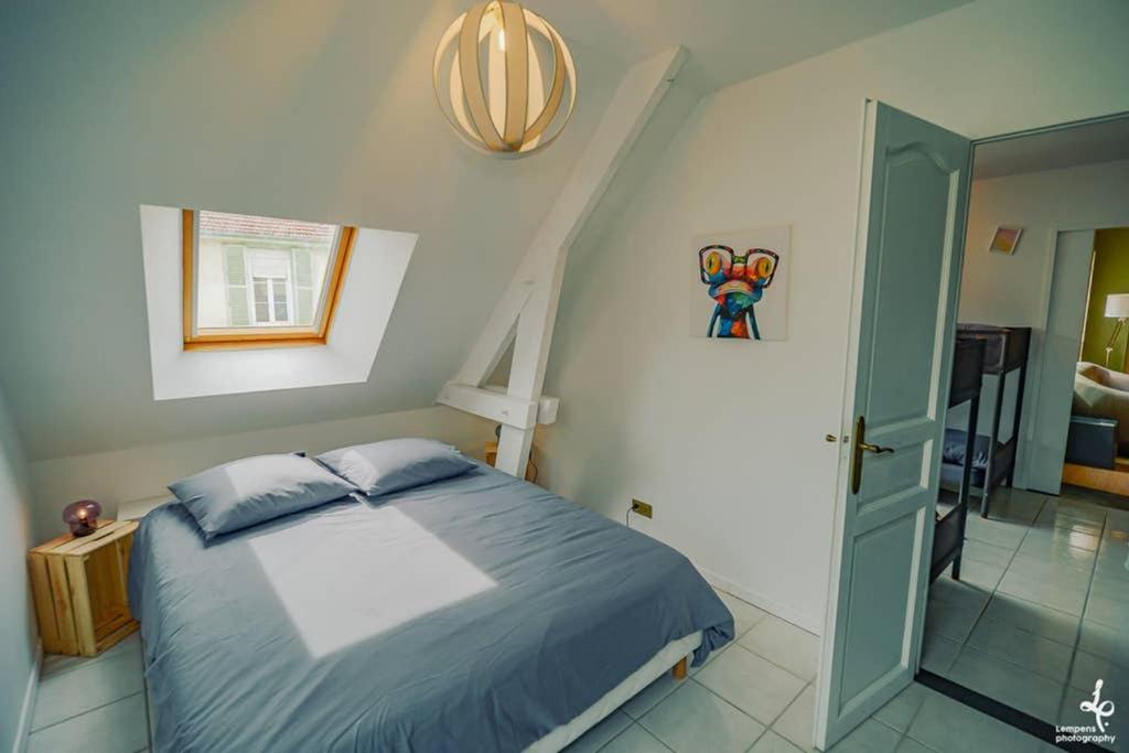 Maison PISCINE INTERIEURE et GARAGE