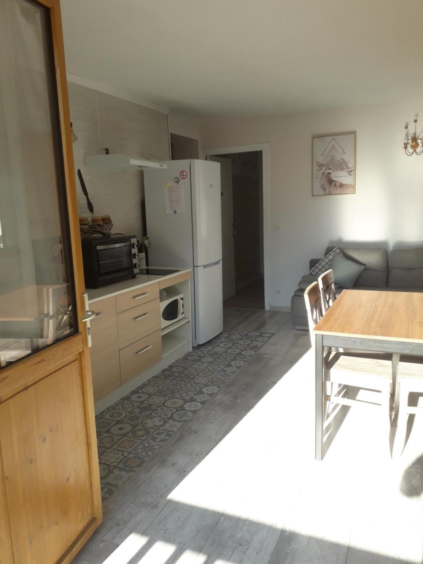 Enclos savoyard Appartement meublé 1chambre 1 canapé lits 3personnes