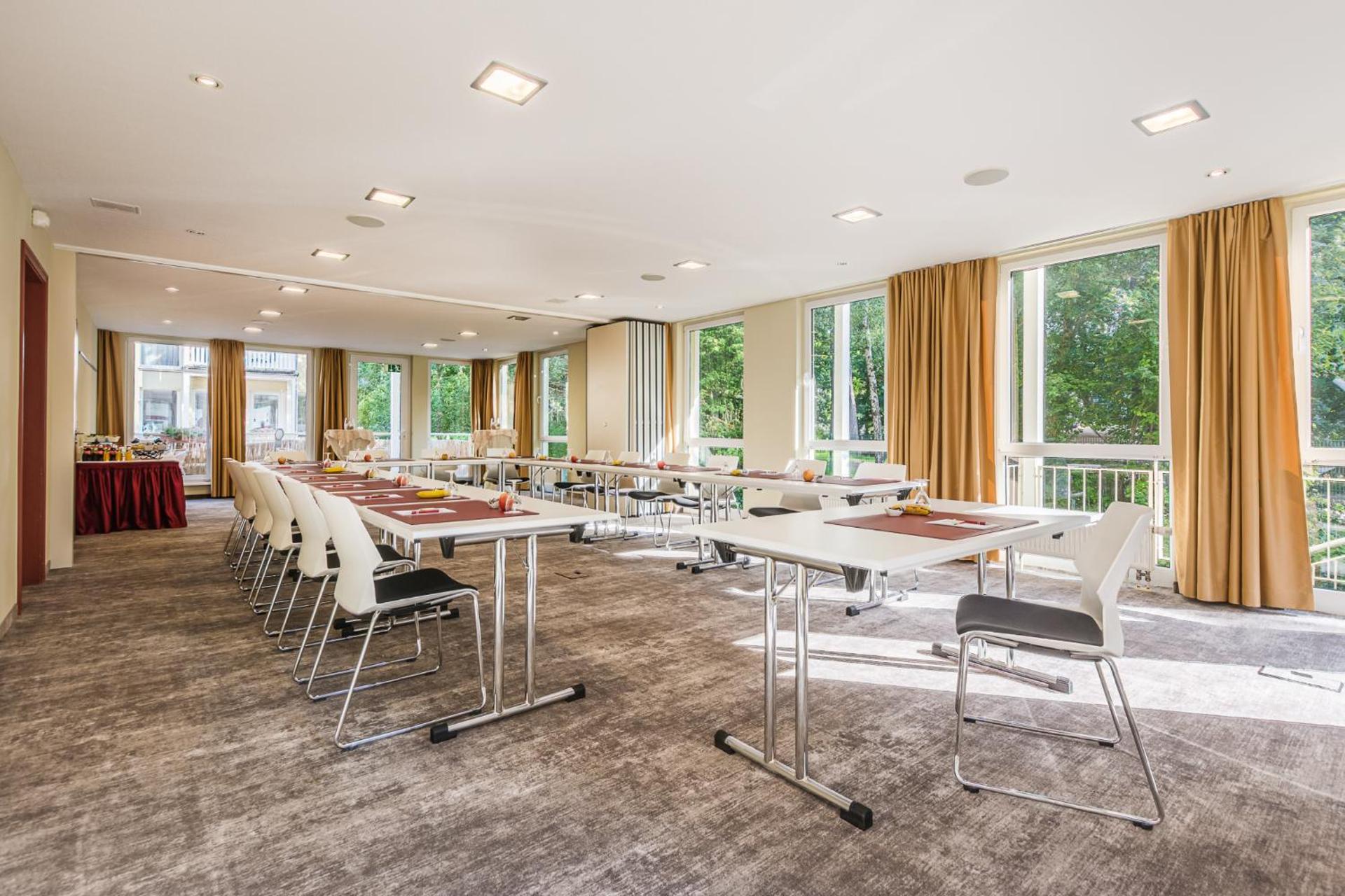 Meeting/conference room