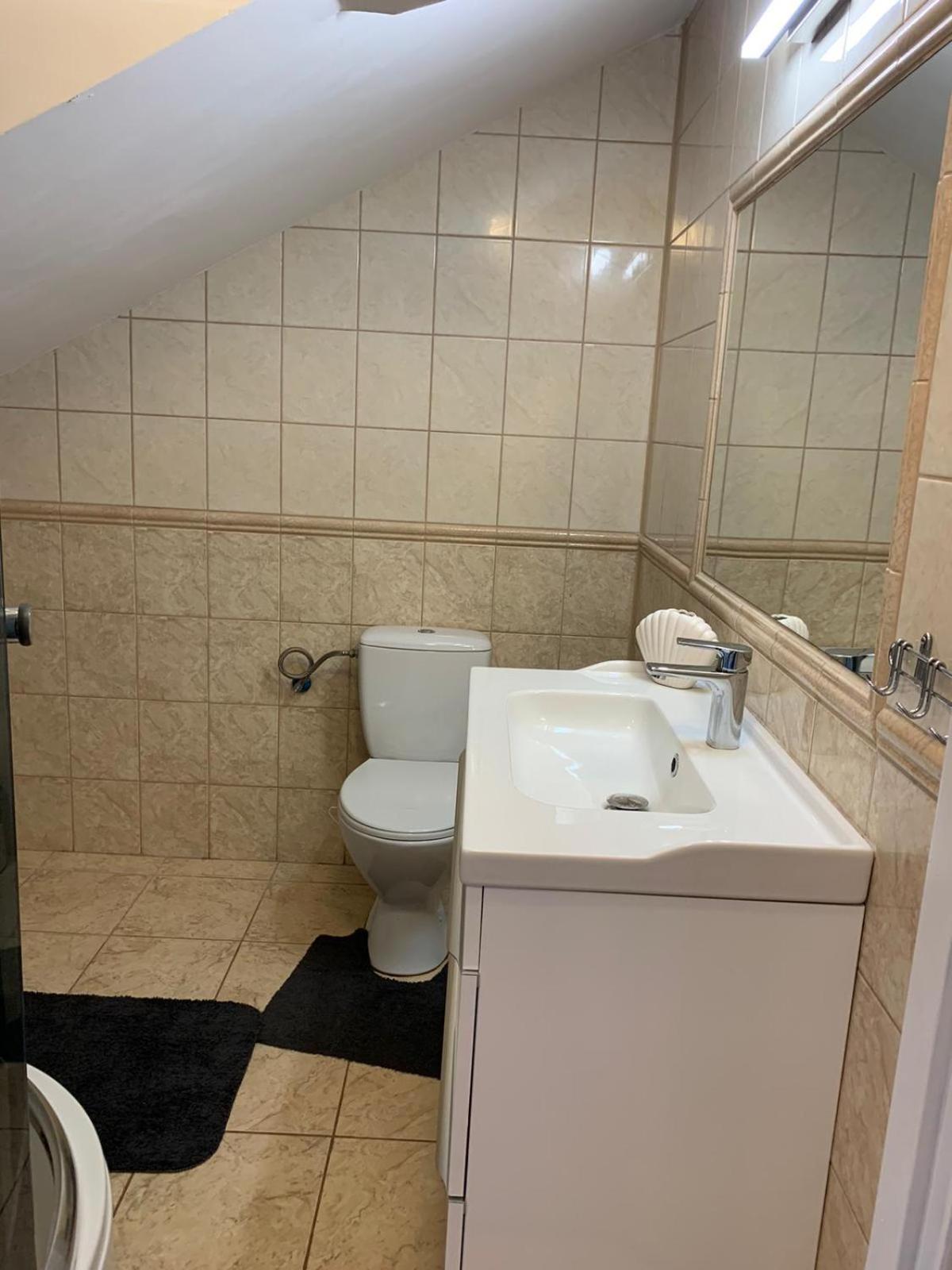 Łajba-noclegi na wydmie