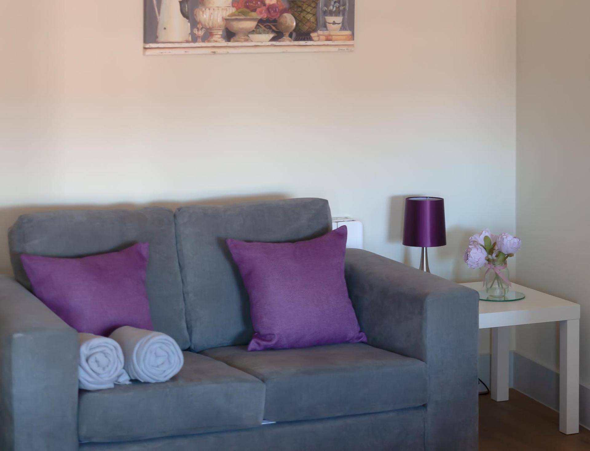 Hereford City Centre - Isabella House, Aparthotel - Modern Apartments In The Heart of The City - Hosted by RENTMYHOUSE