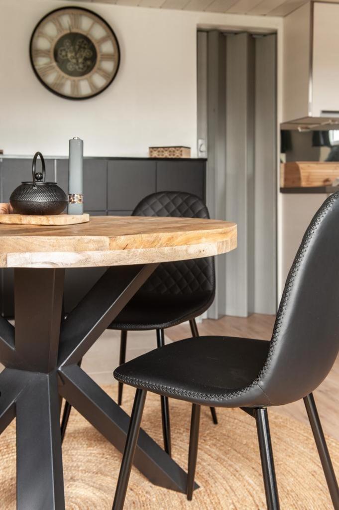 Prachtige chalet Wabi Sabi aan het water!