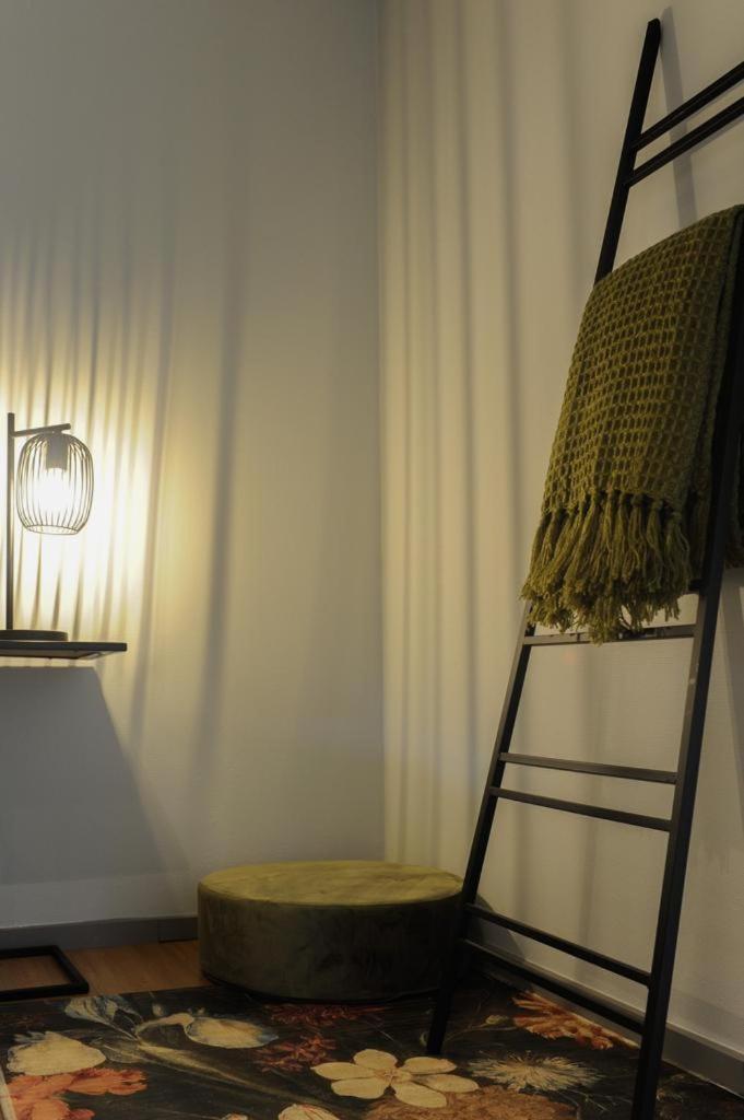 Prachtige chalet Wabi Sabi aan het water!