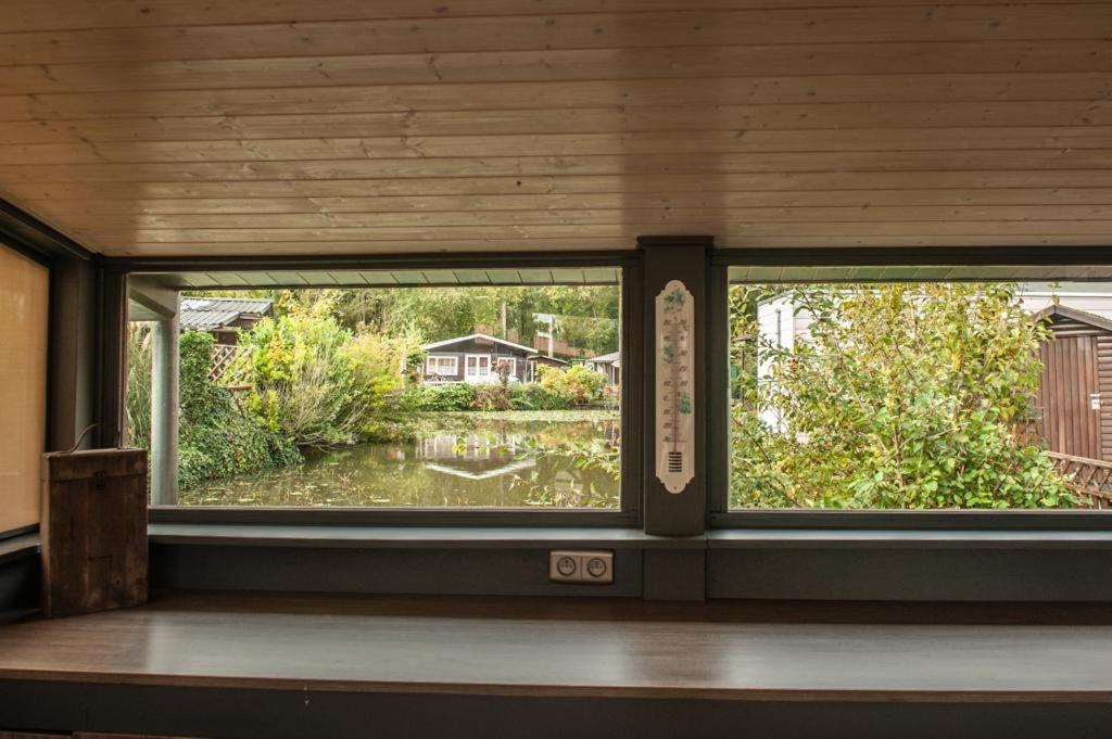 Prachtige chalet Wabi Sabi aan het water!