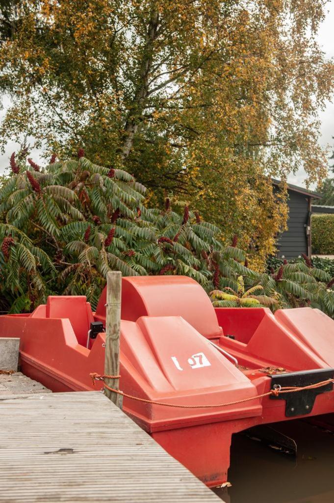 Prachtige chalet Wabi Sabi aan het water!