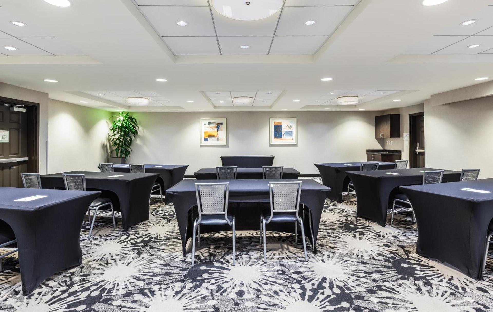 Meeting/conference room