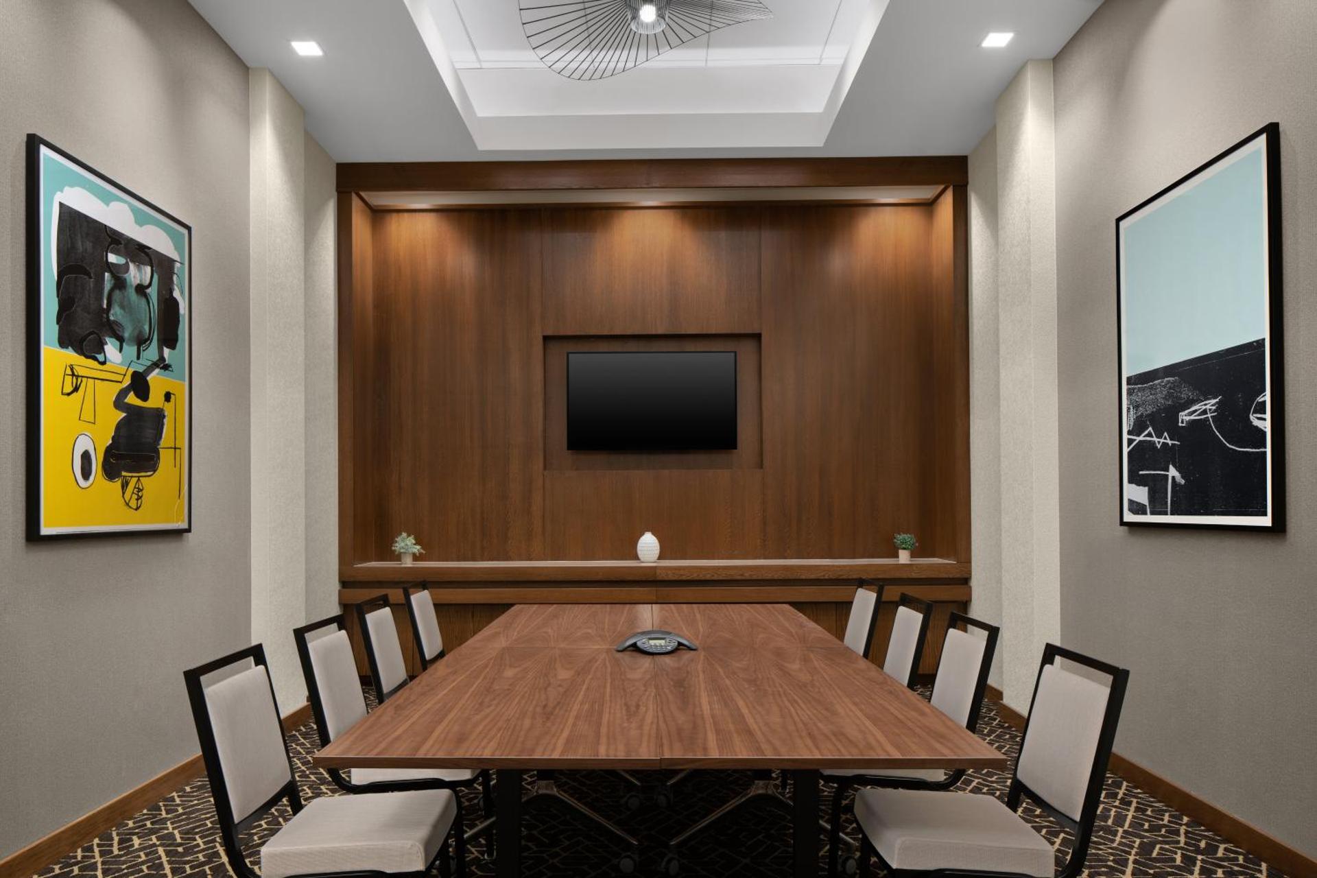 Meeting/conference room