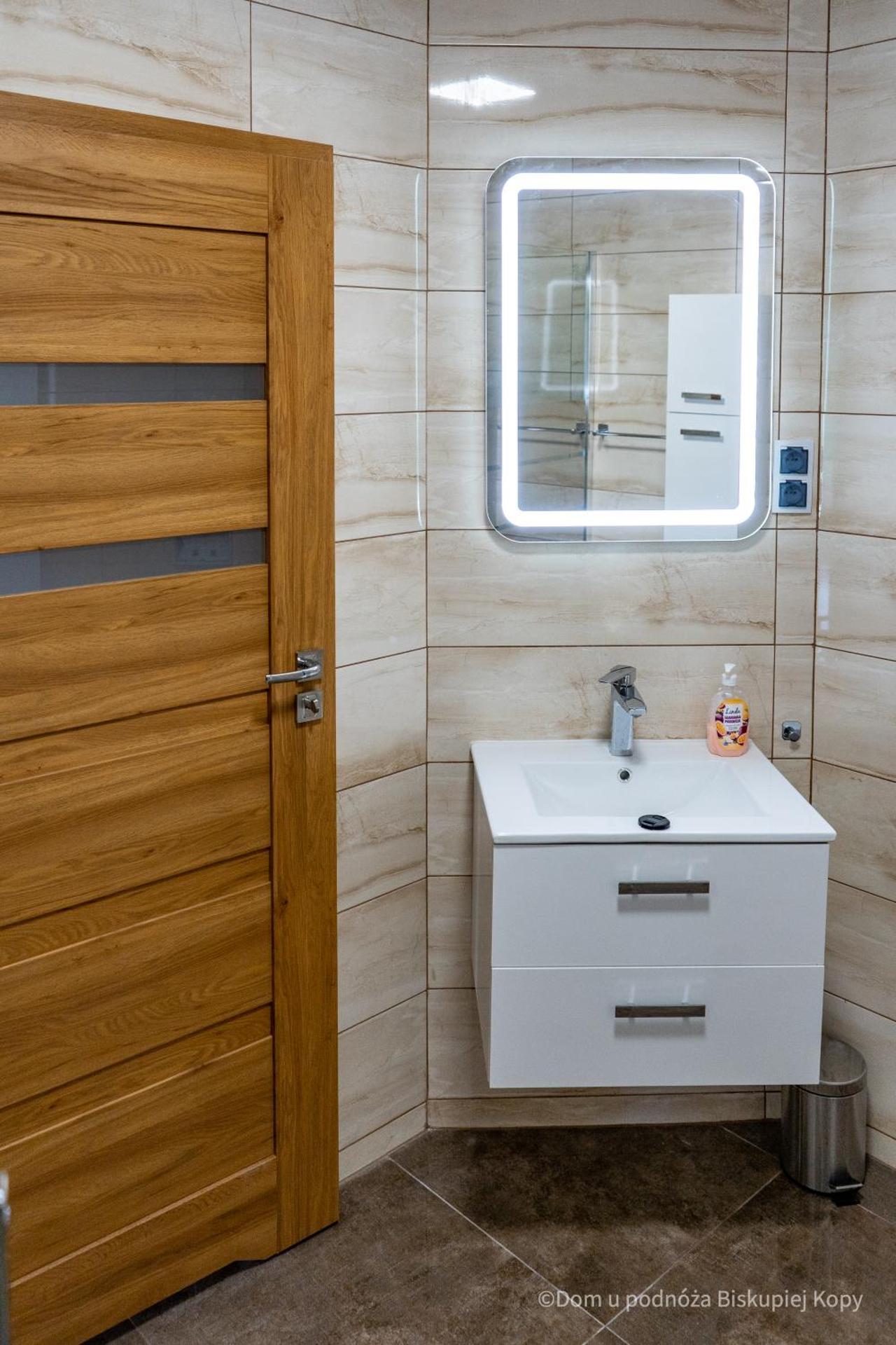 Dom u podnóża Biskupiej Kopy