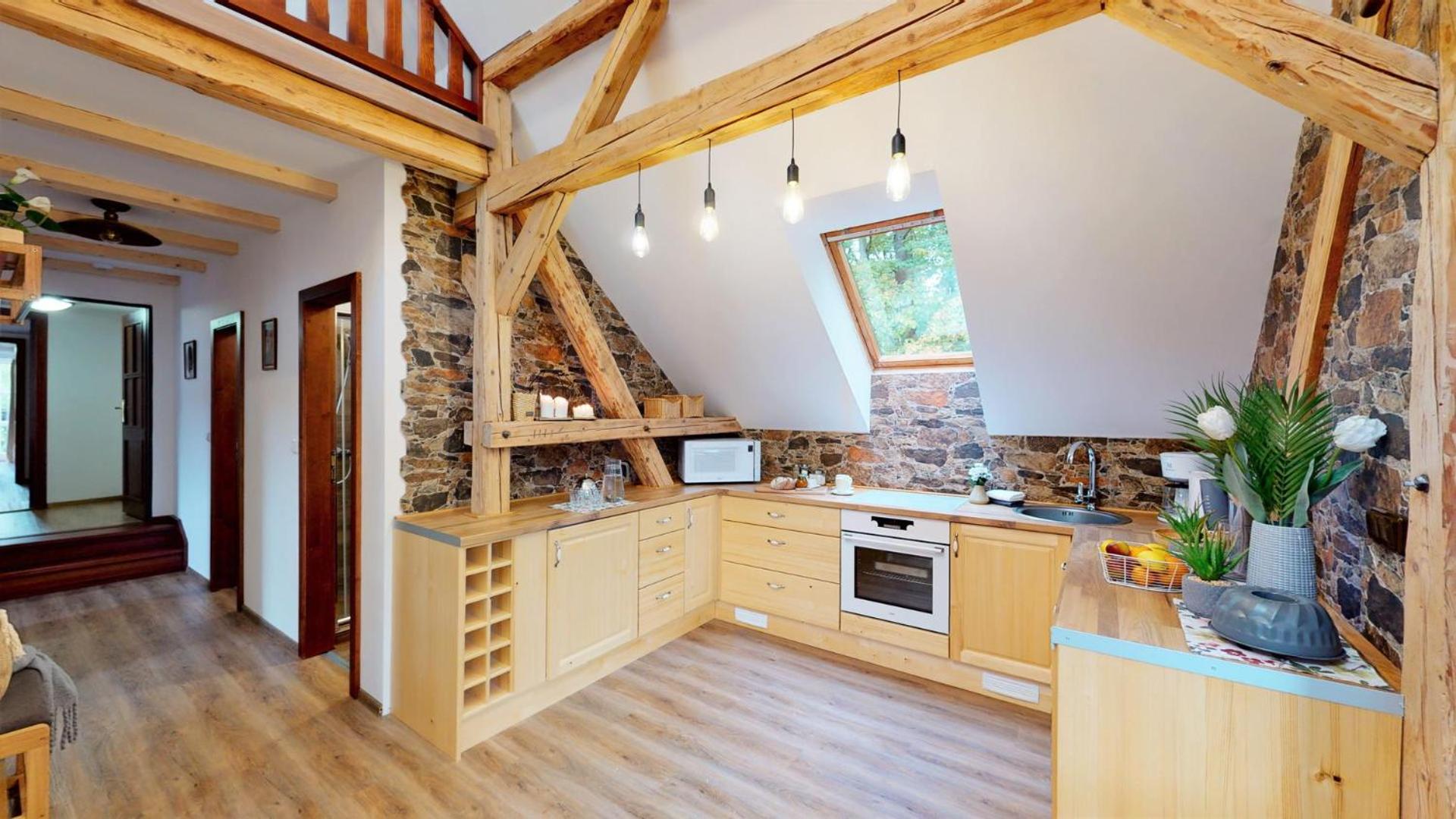 Kitchen or kitchenette