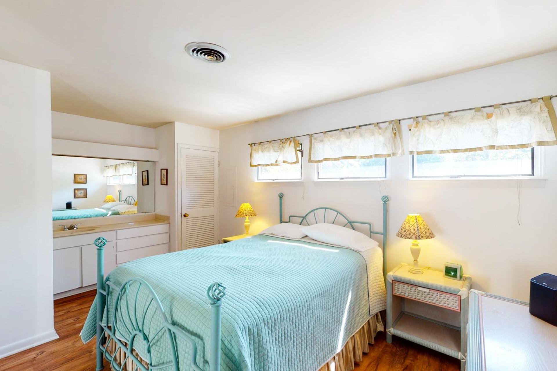 Sea Colony - 4003 Volley