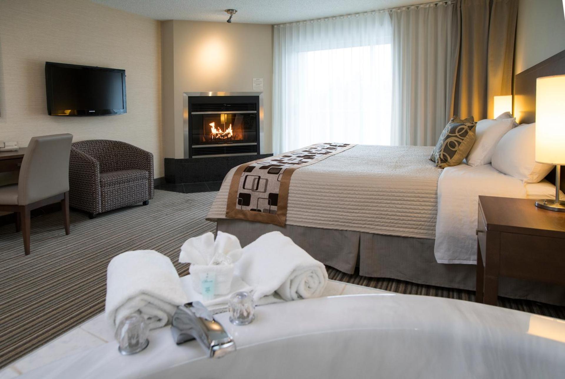 Romantic King Room with Spa Bath