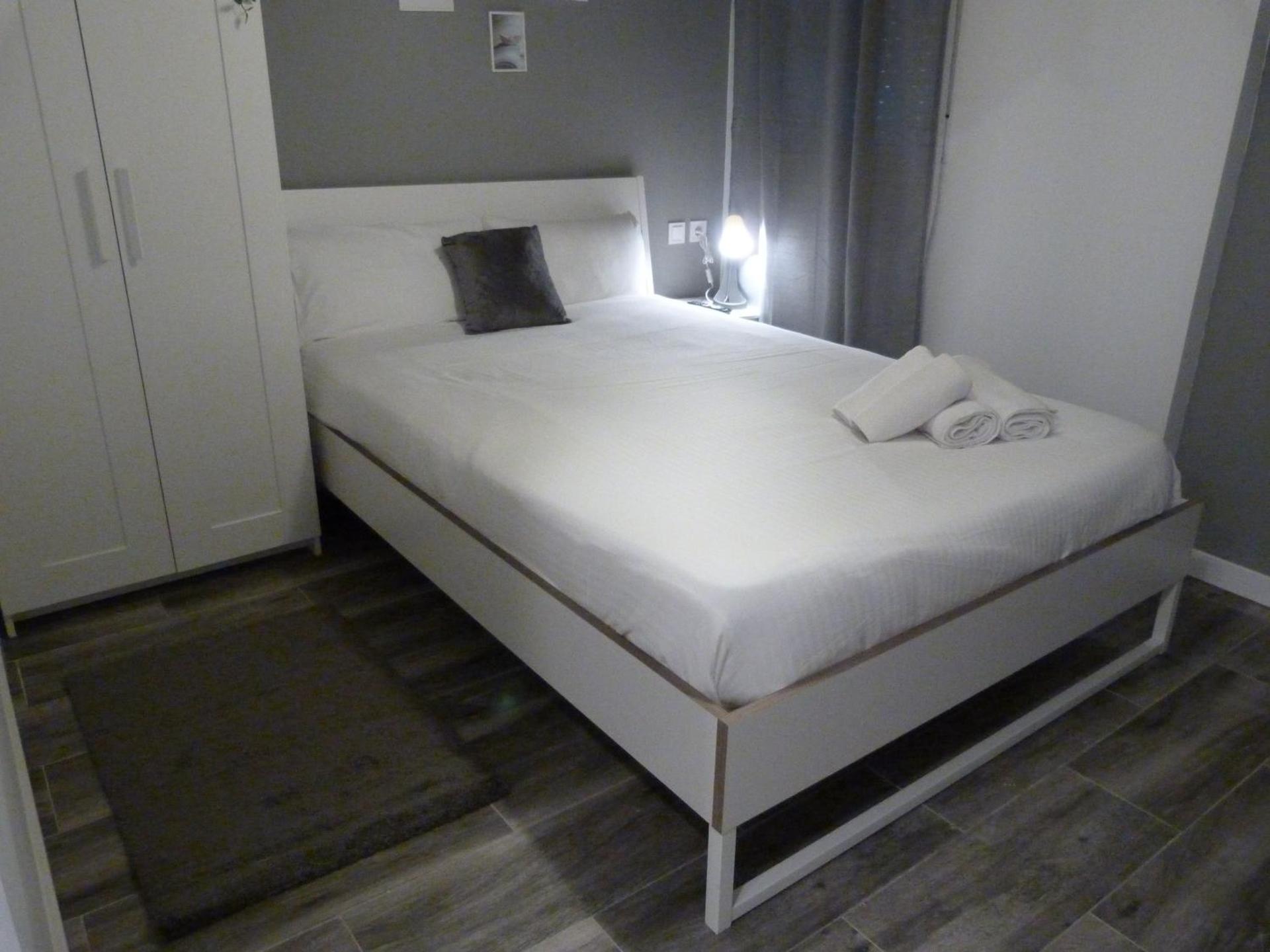 Intimo y Acogedor "algunos" con Bañera Hidromasaje