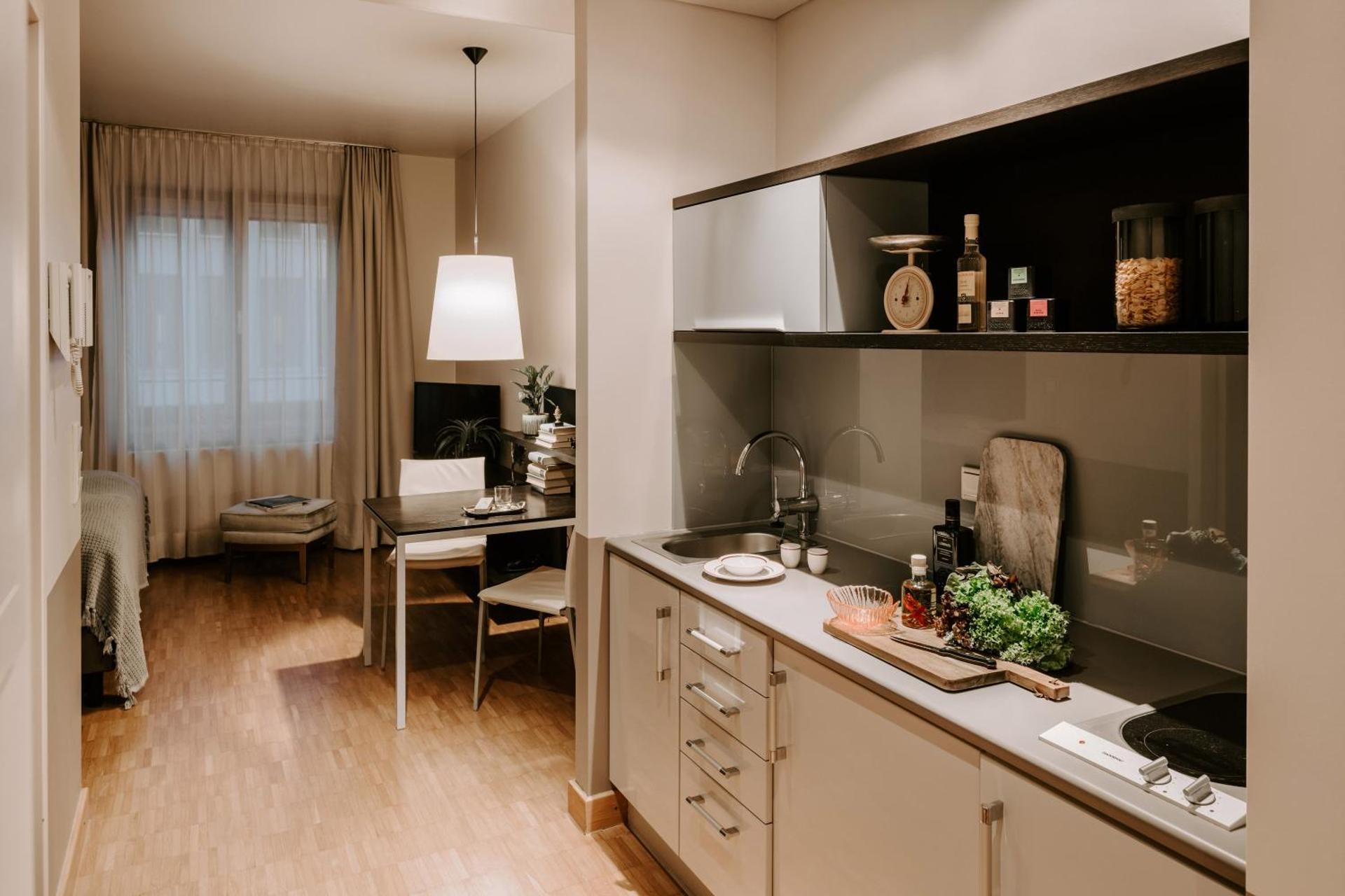 Kitchen or kitchenette