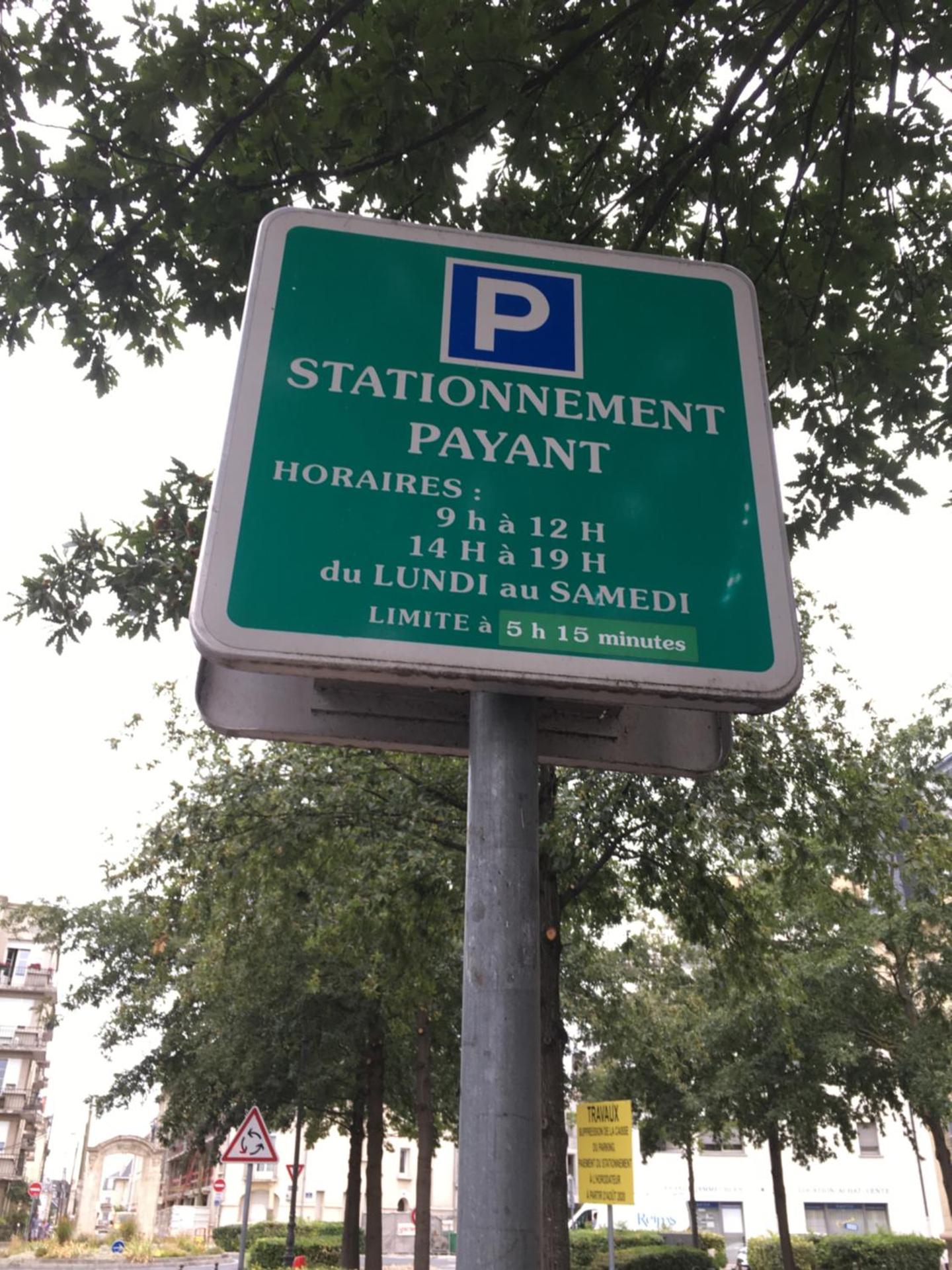 Chambre chez l'habitant sur petite place