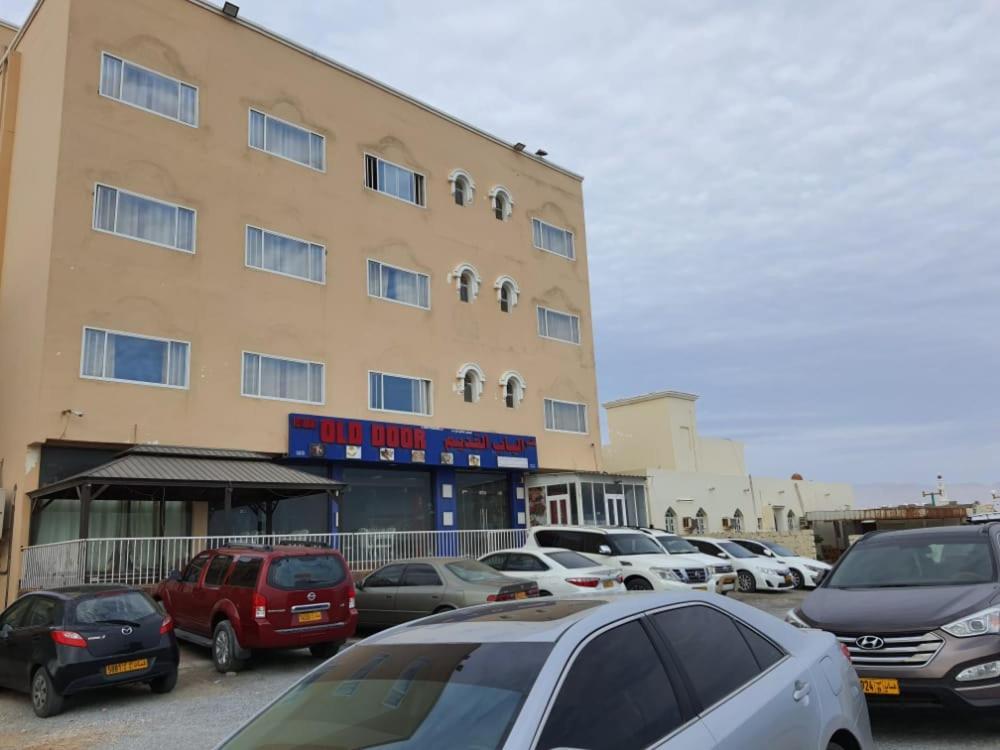 Leading Wings Beach Apartments